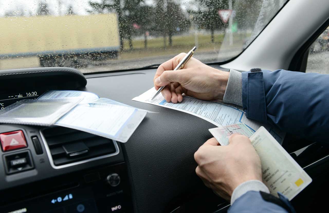 Правильное заполнение бланка европротокола после аварии