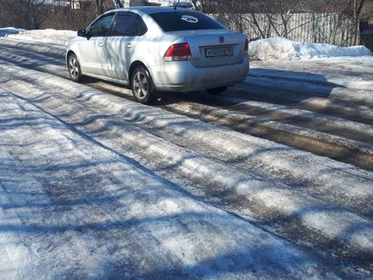 Как выехать из ледяной колеи