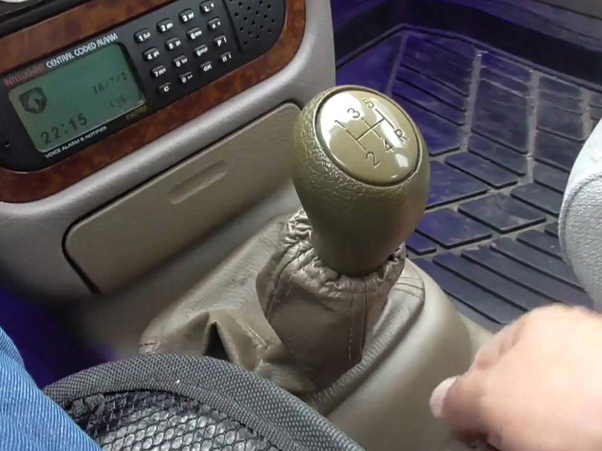 Вождение с механической коробкой передач