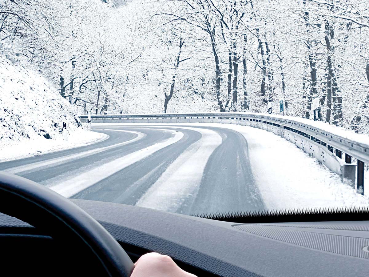 Торможение и поворот