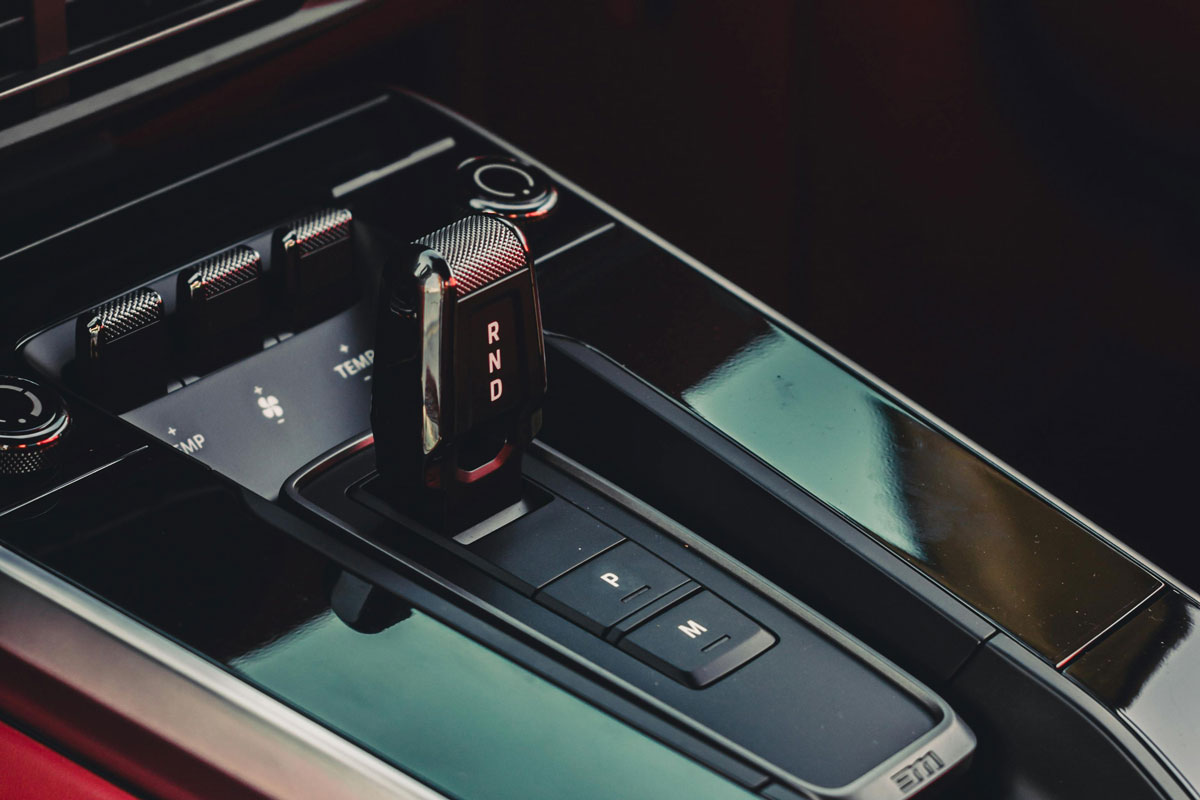 Преимущества и недостатки автоматической коробки передач